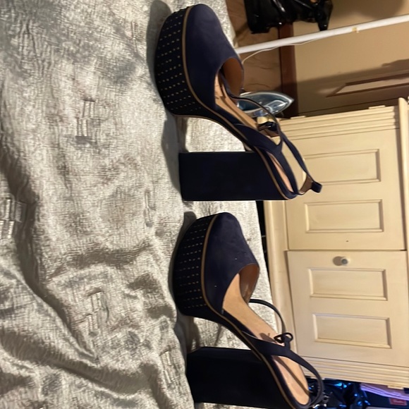 Free people navy platforms - Picture 3 of 4